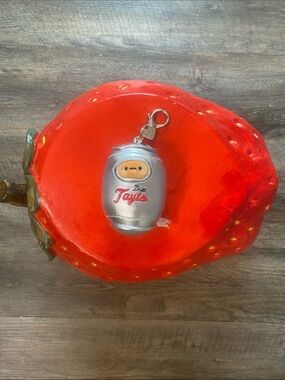 Smoko Diet Tayto Keychain soda can charm